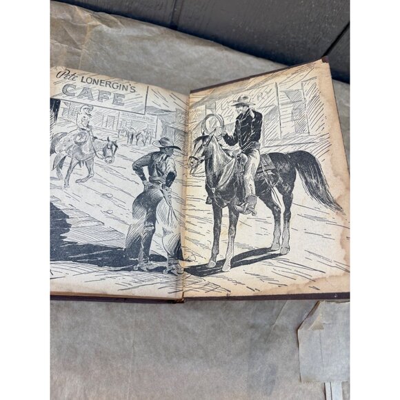 Gene Autry And The Thief River Outlaws Hardcover Book 1944 Western Fiction - Picture 16 of 16